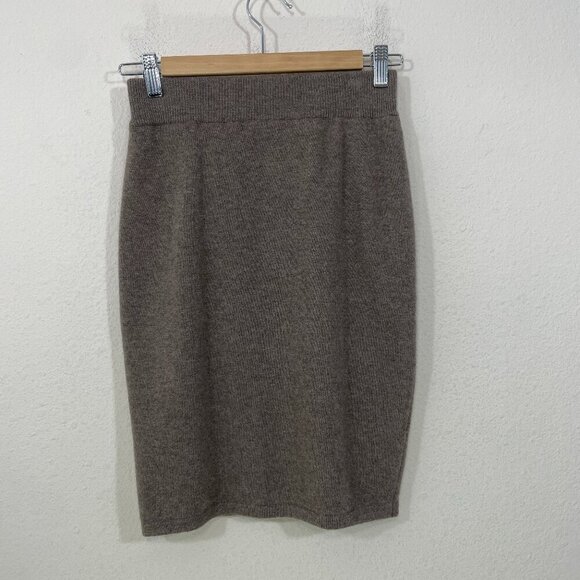 VTG United Colors Of Benetton Italy  Size  M 42 100% Lambswool Knit Pencil Skirt - Picture 1 of 5